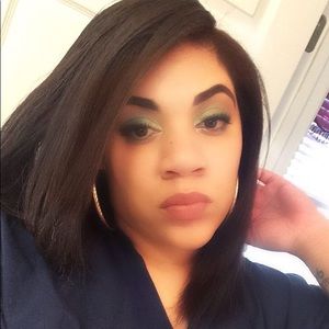 Meet your Posher, Brea